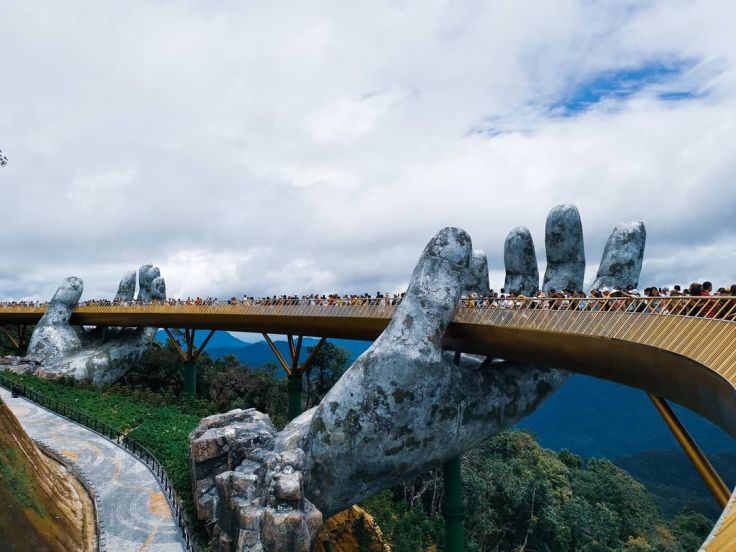 photo6246900486468905281